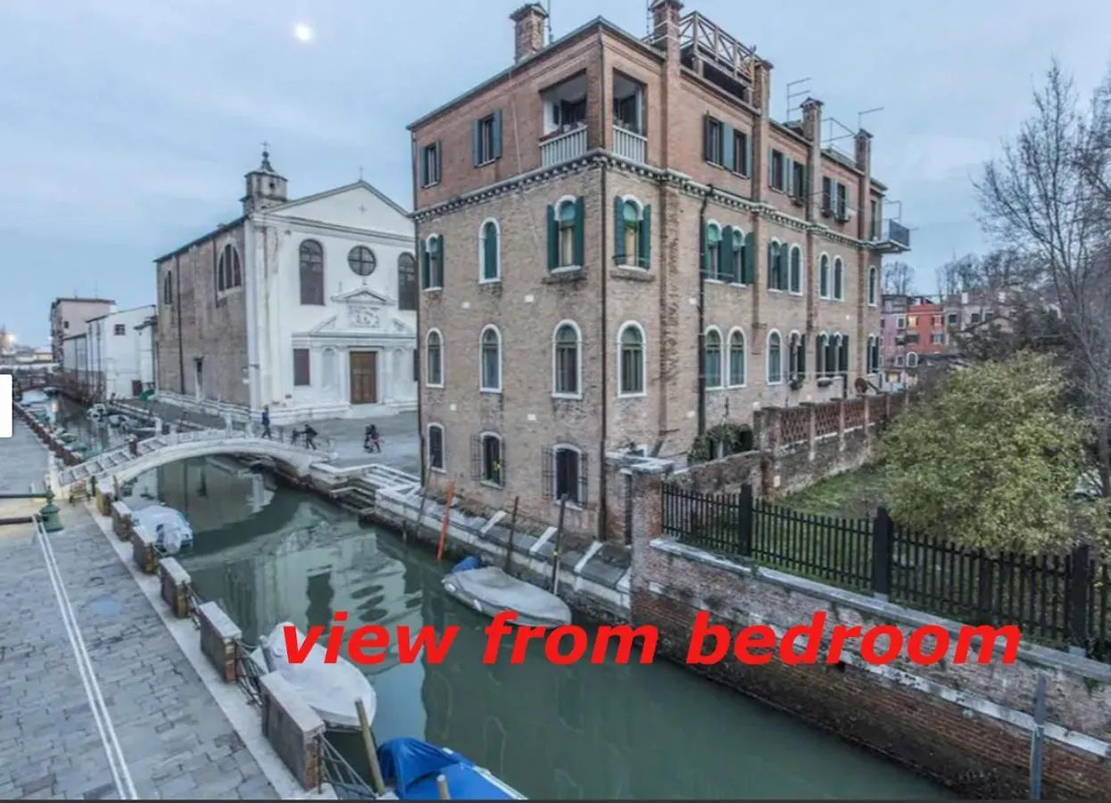 Susy Biennale Apartment - Canal View&Garden Venise